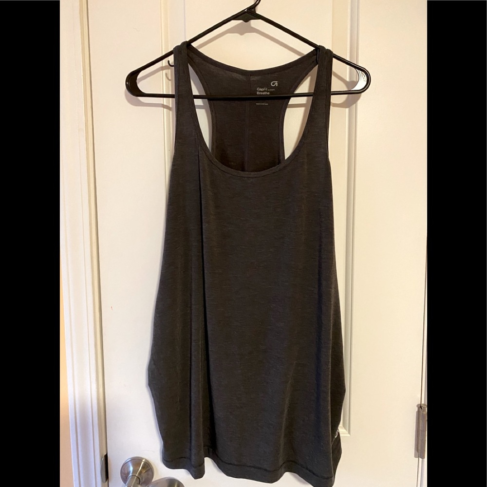 🤰🏻 Gap Fit Maternity WorkoutTank Top